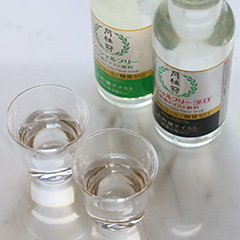 大吟醸辛口をイメージしたノンアルコール日本酒テイスト飲料「スペシャルフリー辛口」の開発 ~お客様の声にお応えし、甘さ控えめのアイテムも開発~